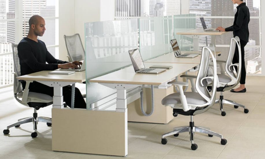 Height-Adjustable Bench