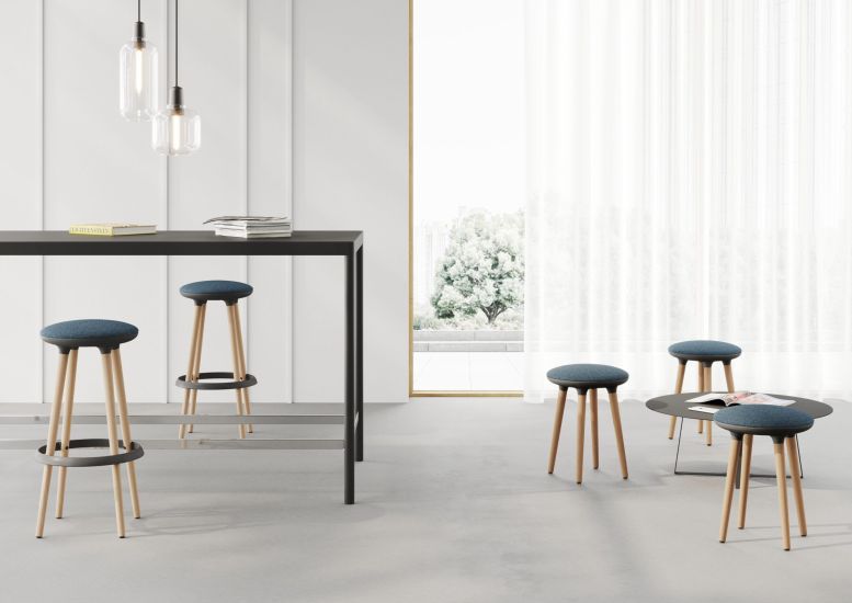 Zoom Stool