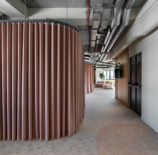 FLOORING, PARTITION SYSTEM, MEETING BOOTHS, OFFICE FURNITURE