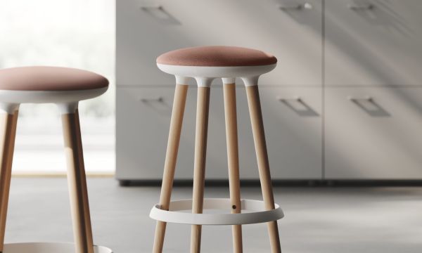 Zoom Stool