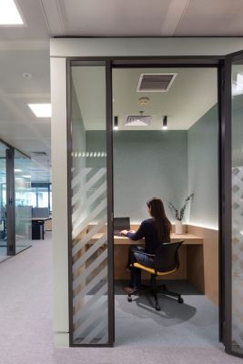 ΔΙΑΧΩΡΙΣΤΙΚΑ, ΕΠΙΠΛΑ ΓΡΑΦΕΙΟΥ, ΚΑΘΙΣΤΙΚΑ LOUNGE