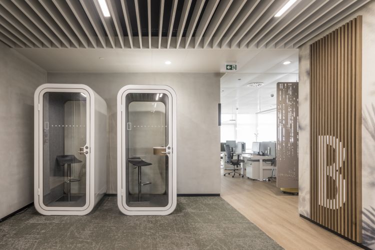 FLOORING, PARTITION SYSTEM, MEETING BOOTHS, SEATING