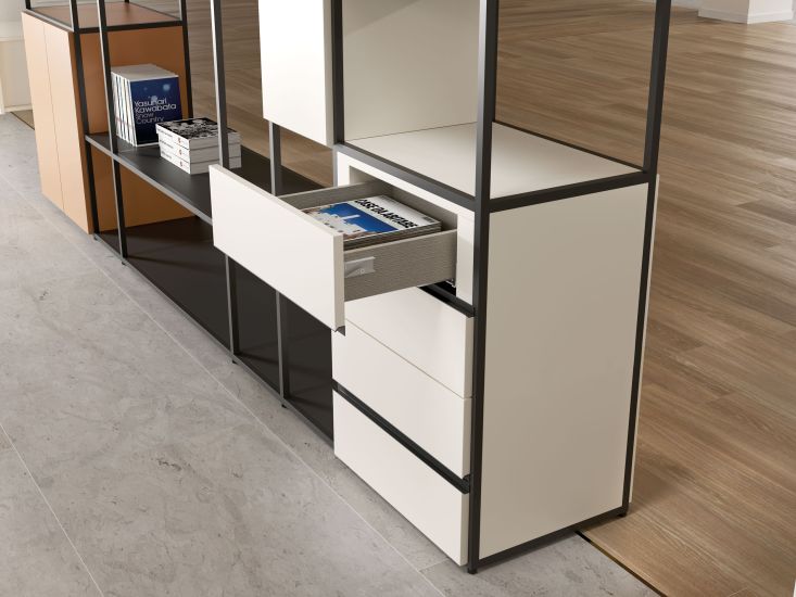 Q18 Shelving System