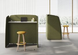 Zoom Stool