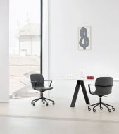 Mi Chair