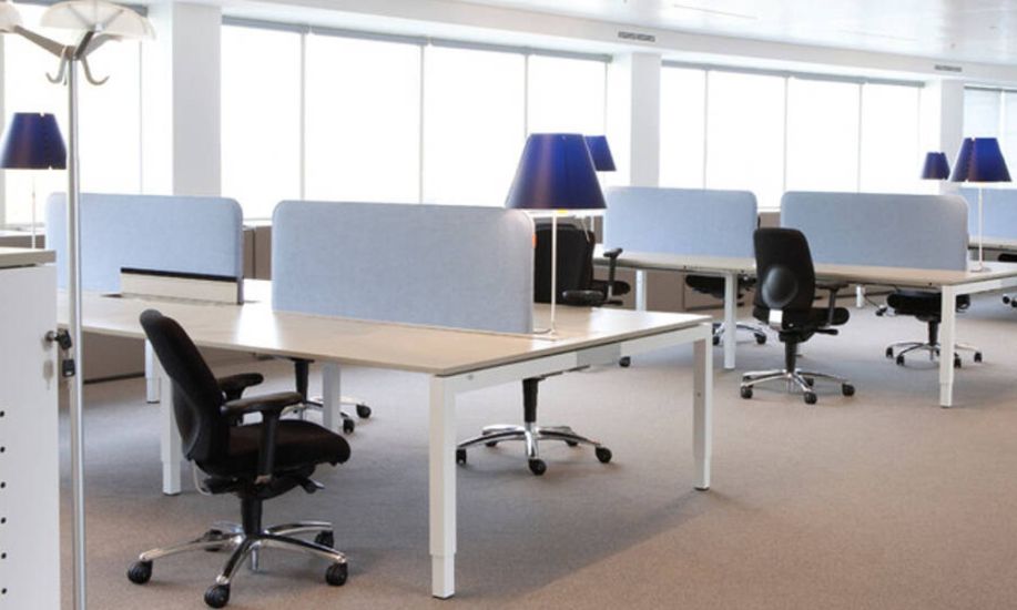 Buzzi Desk